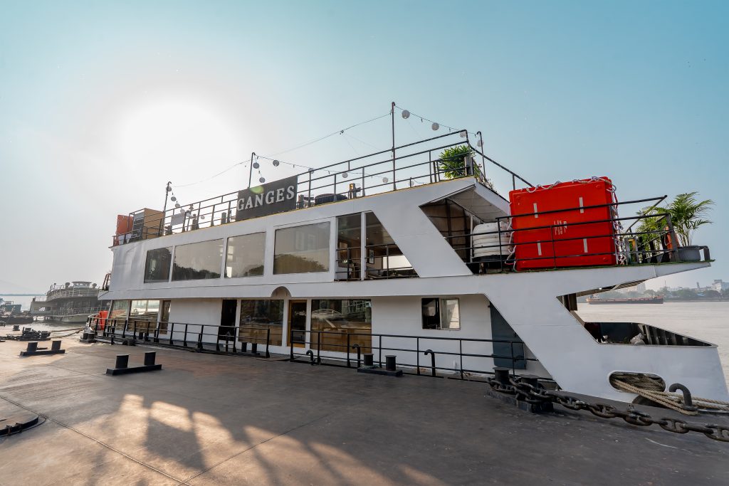 Luxury barge experience on Hooghly River by Ganges Kolkata